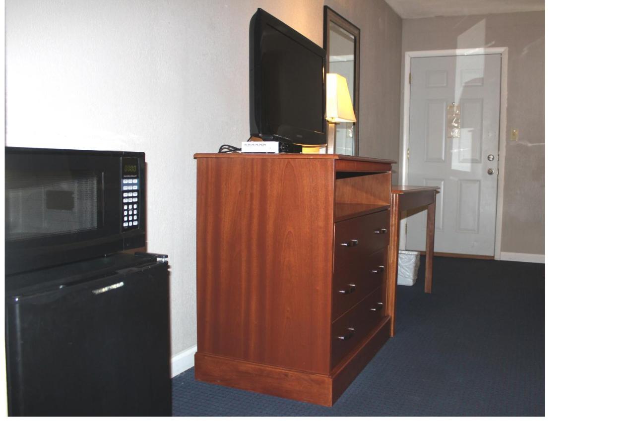 Interstate Motel Rensselaer Dış mekan fotoğraf